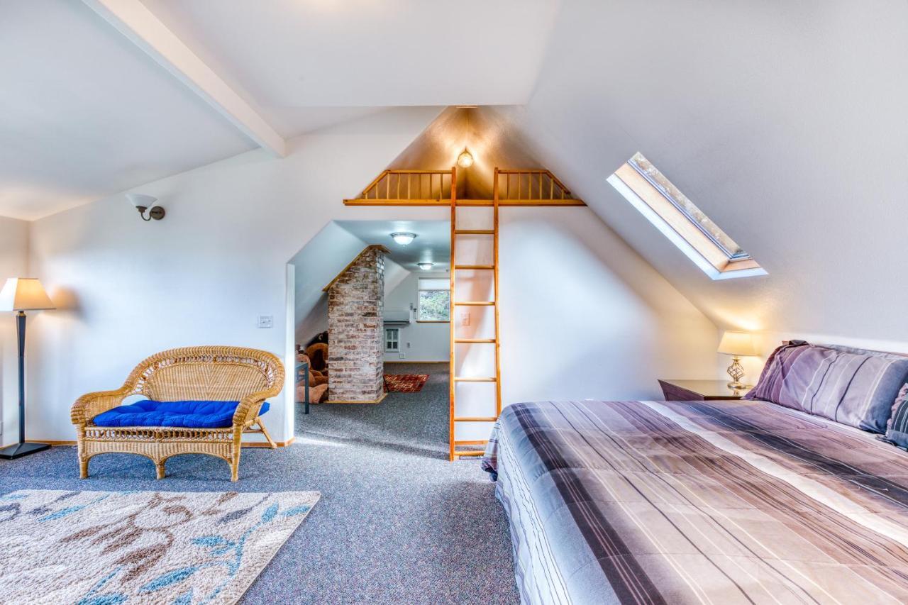 Hats House Coos Bay Eksteriør billede